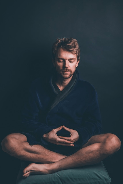 male, meditate, meditation, mindfulness meditation, practice mindfulness